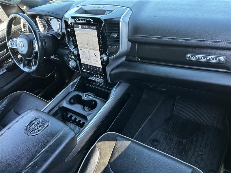 RAM 1500 Laramie Crew Cab SWB 4WD 2023