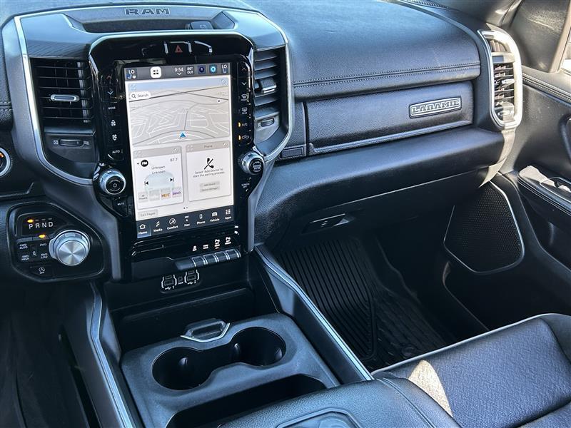 RAM 1500 Laramie Crew Cab SWB 4WD 2023