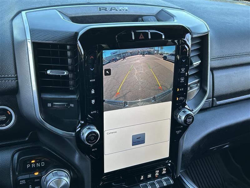 RAM 1500 Laramie Crew Cab SWB 4WD 2023