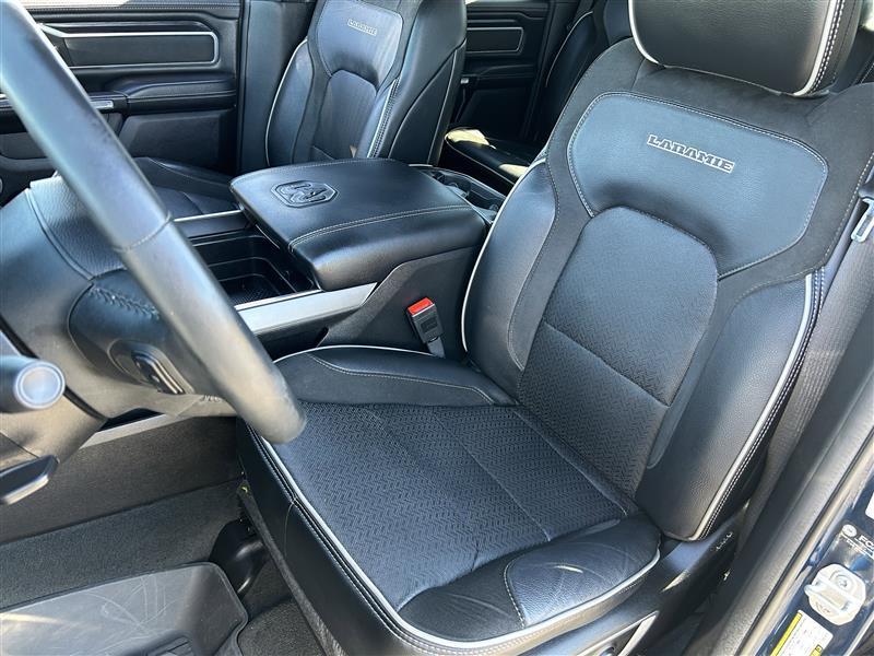 RAM 1500 Laramie Crew Cab SWB 4WD 2023