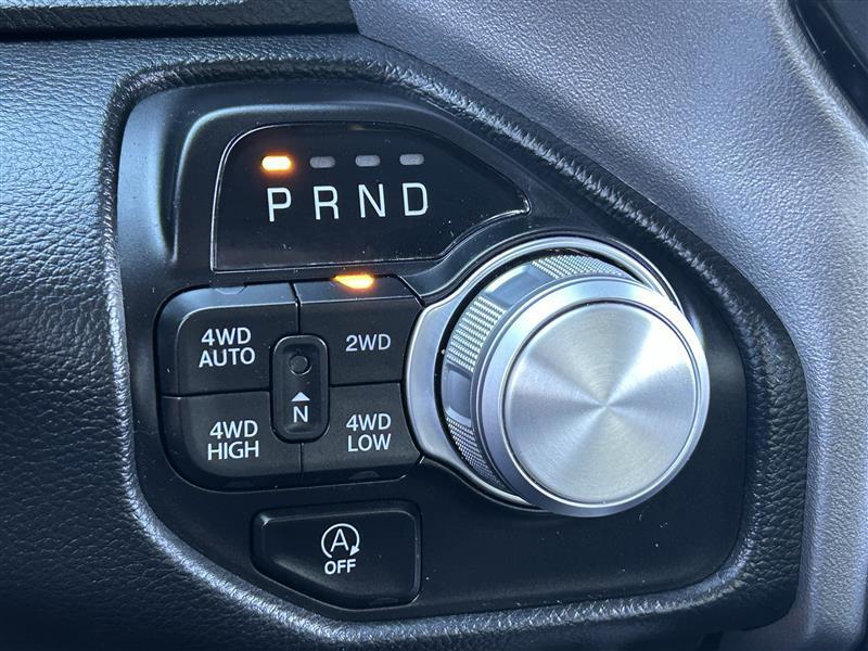 RAM 1500 Laramie Crew Cab SWB 4WD 2023