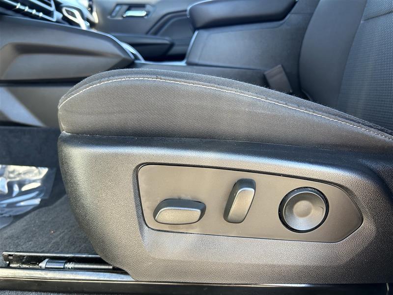 Chevrolet Colorado LT Crew Cab 2WD 2023