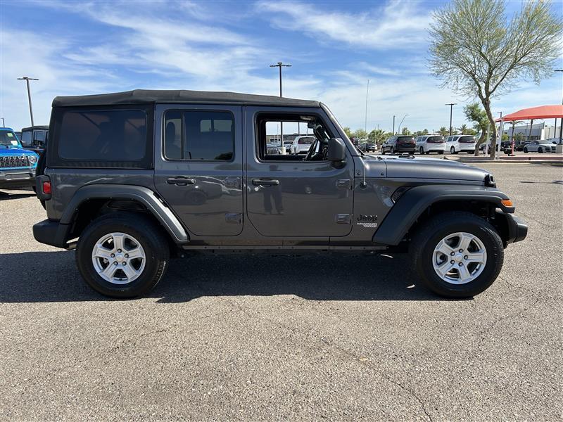 Jeep Wrangler Unlimited Sport 2021