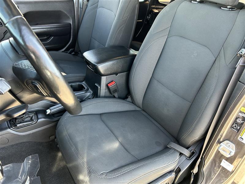 Jeep Wrangler Unlimited Sport 2021