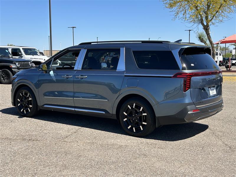 Kia Carnival SX Prestige 2025