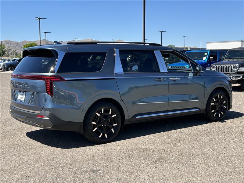 Kia Carnival SX Prestige 2025