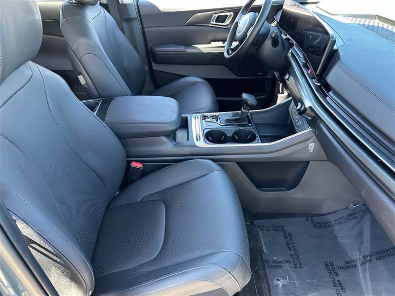 Kia Carnival SX Prestige 2025