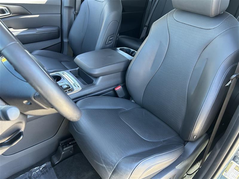 Kia Carnival SX Prestige 2025