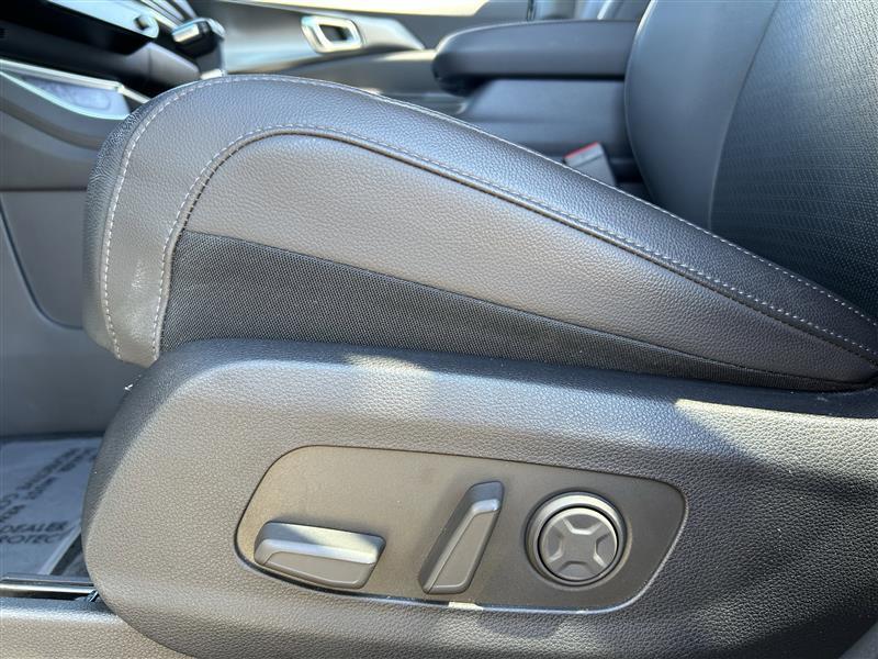 Kia Carnival SX Prestige 2025