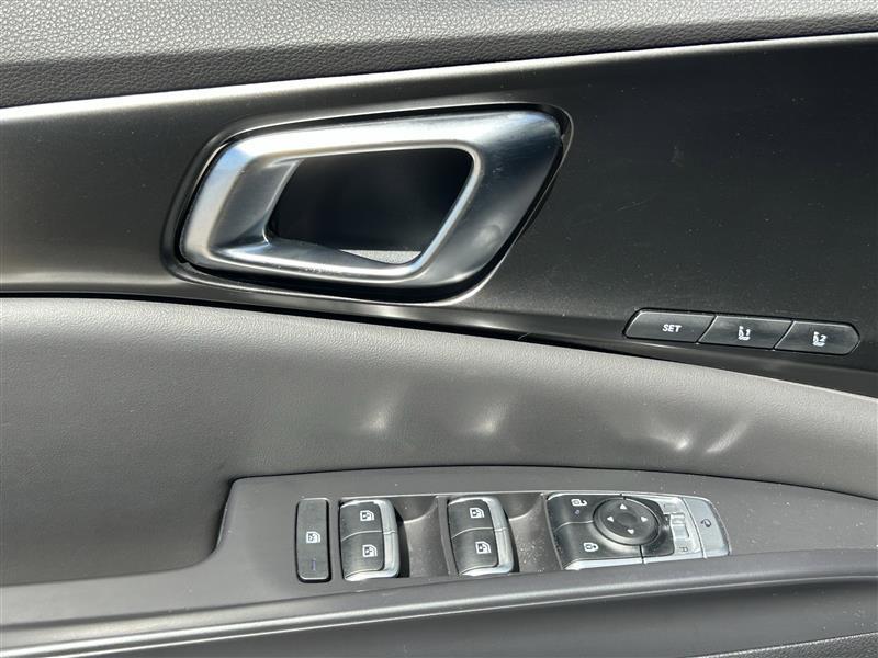 Kia Carnival SX Prestige 2025