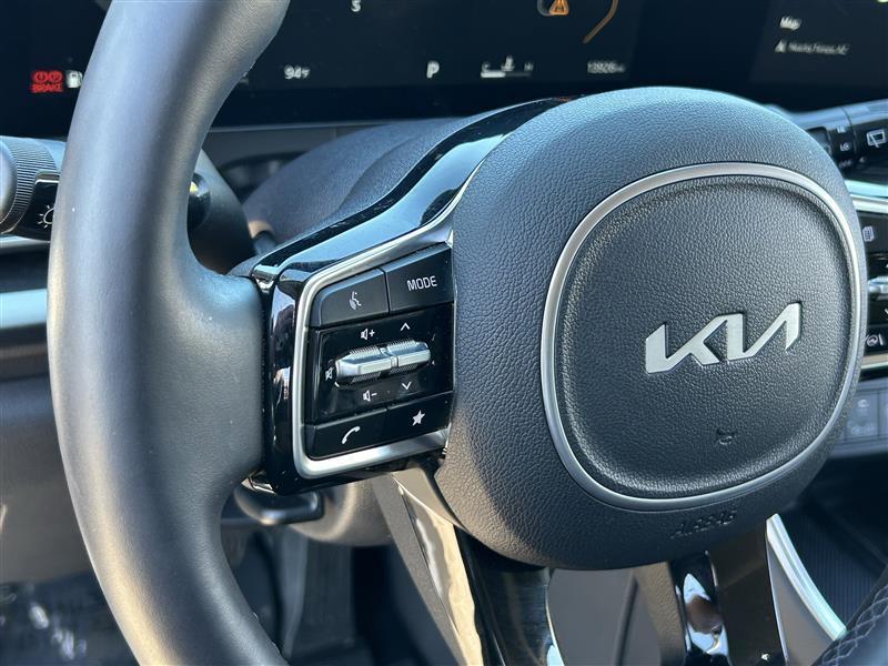 Kia Carnival SX Prestige 2025