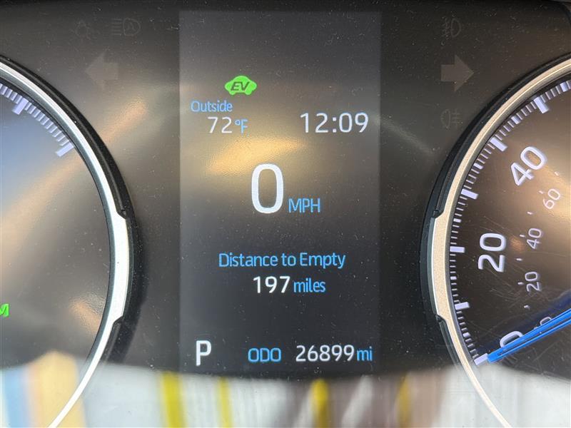 Toyota RAV4 Hybrid XLE 2022