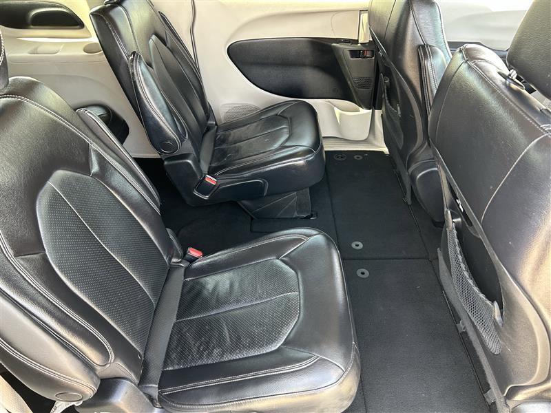 Chrysler Pacifica Touring-L 2022