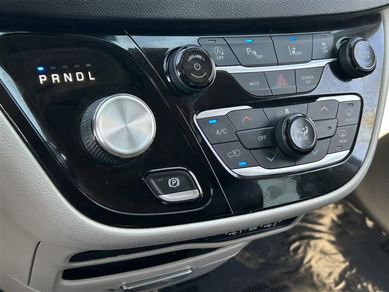 Chrysler Pacifica Touring-L 2022