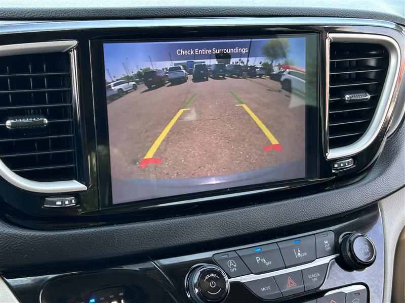 Chrysler Pacifica Touring-L 2022