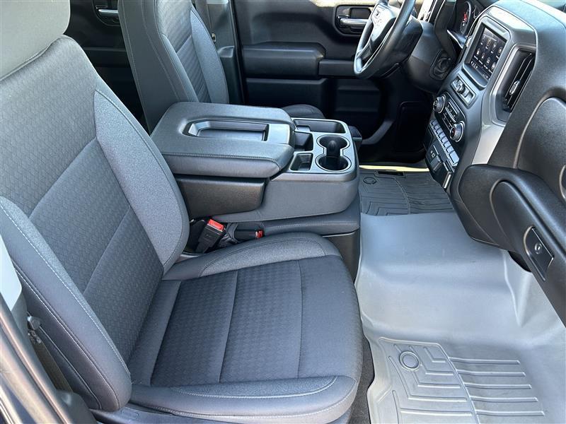 Chevrolet Silverado 1500 Custom Crew Cab 2WD 2022