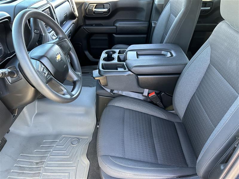 Chevrolet Silverado 1500 Custom Crew Cab 2WD 2022