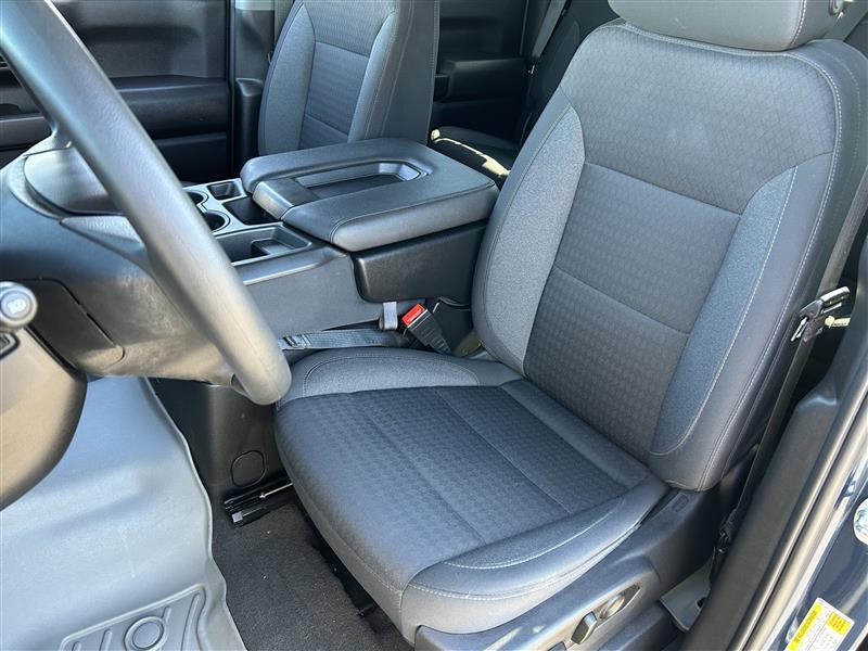 Chevrolet Silverado 1500 Custom Crew Cab 2WD 2022