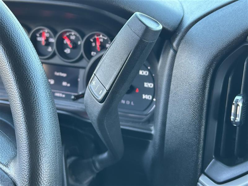 Chevrolet Silverado 1500 Custom Crew Cab 2WD 2022