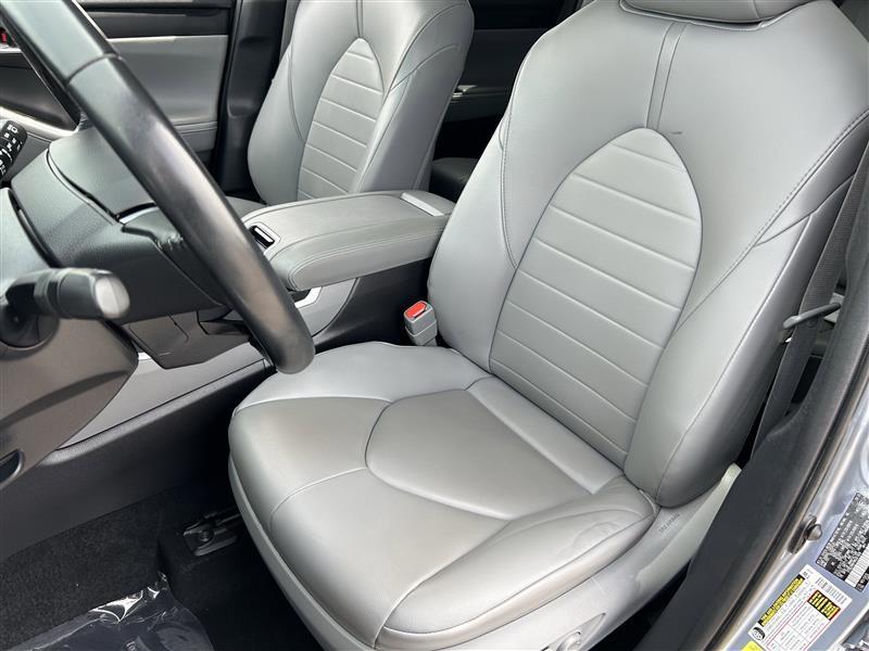 Toyota Highlander XLE AWD V6 2021