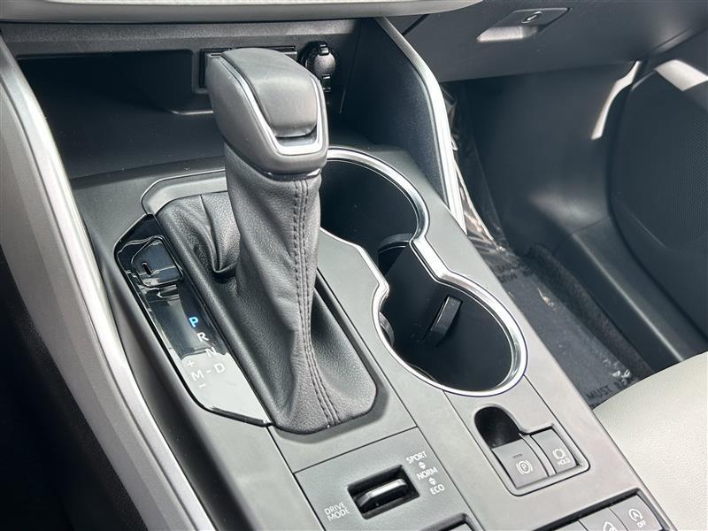 Toyota Highlander XLE AWD V6 2021