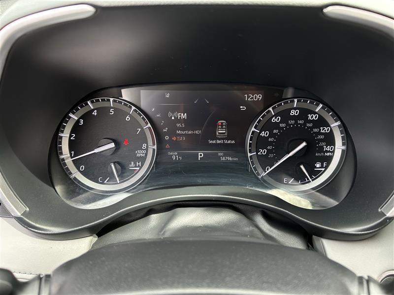 Toyota Highlander XLE AWD V6 2021