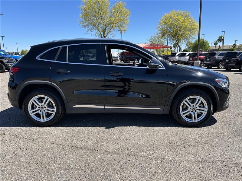 Mercedes-Benz GLA-Class GLA250 2023