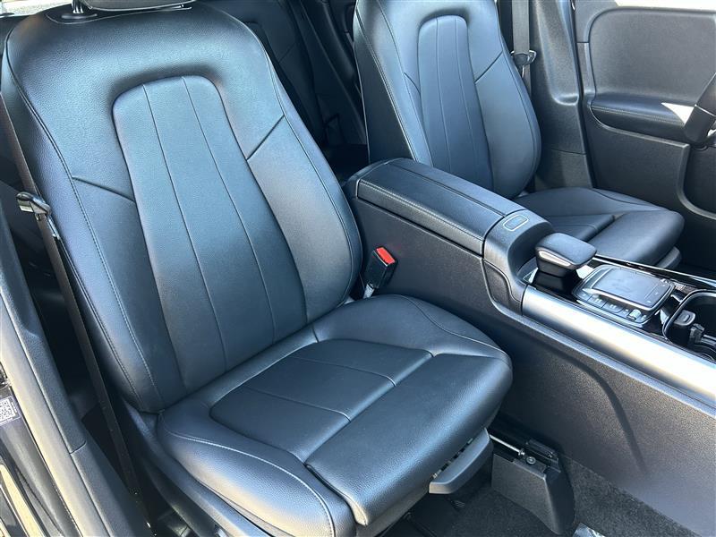 Mercedes-Benz GLA-Class GLA250 2023