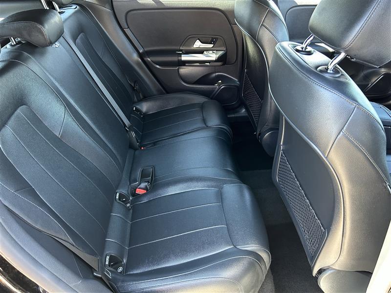 Mercedes-Benz GLA-Class GLA250 2023