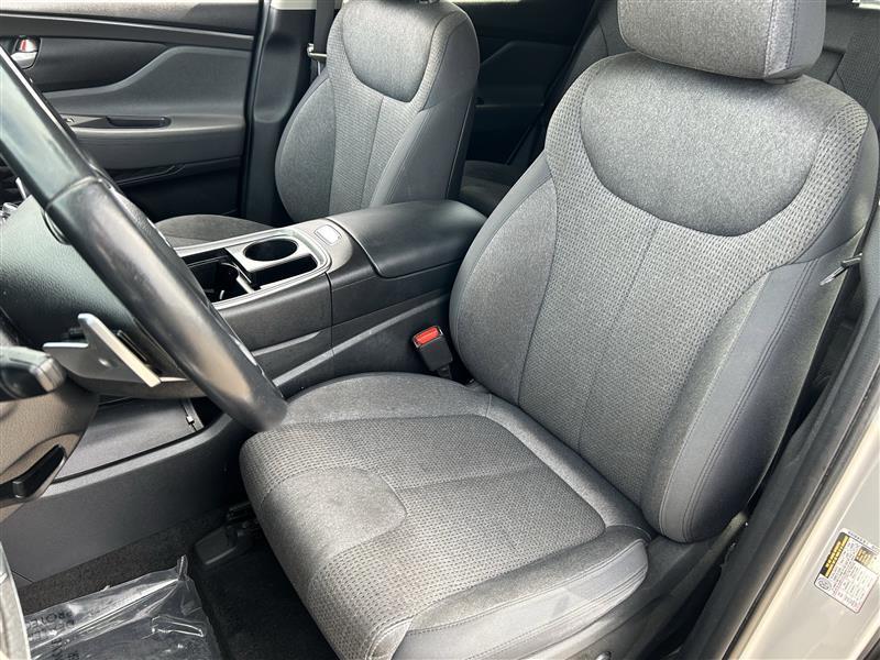 Hyundai Santa Fe SEL 2023