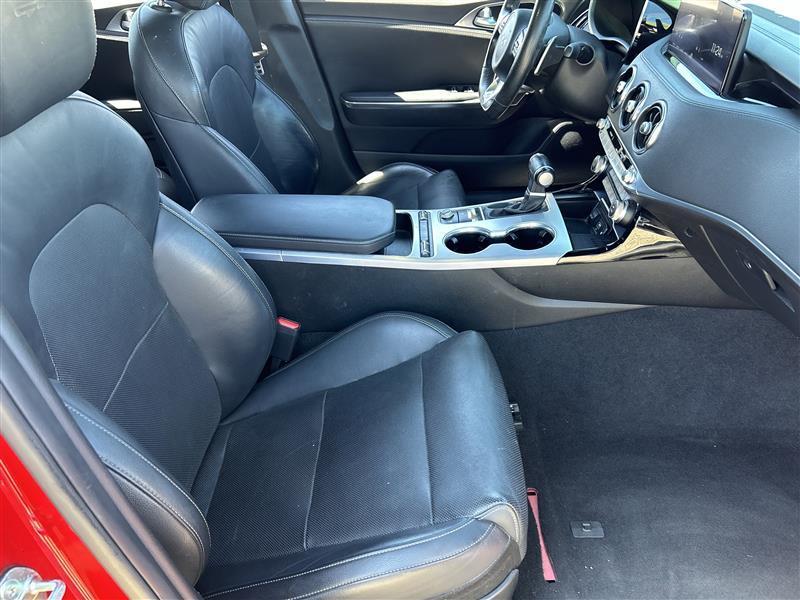 Kia Stinger GT1 2022