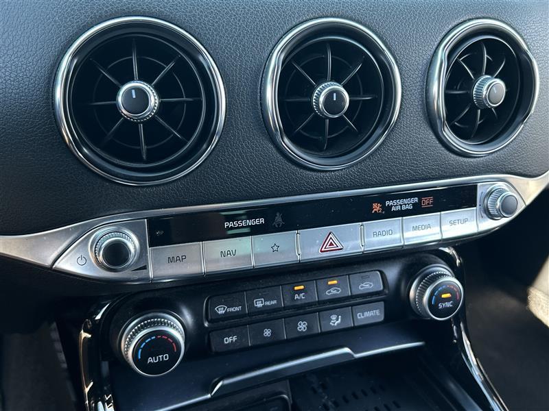 Kia Stinger GT1 2022