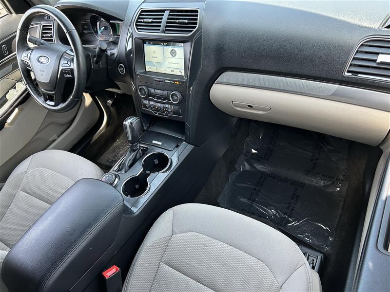 Ford Explorer XLT 4WD 2018