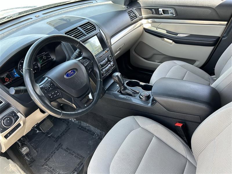 Ford Explorer XLT 4WD 2018