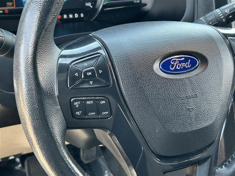 Ford Explorer XLT 4WD 2018