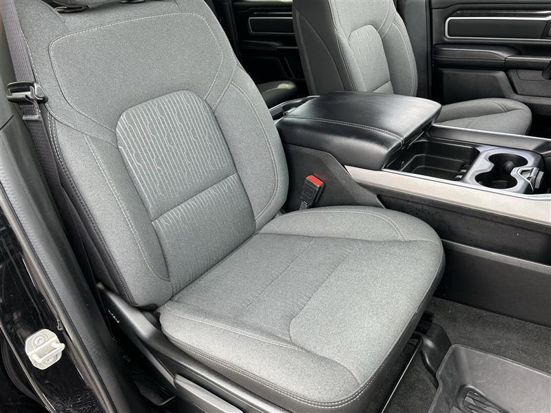 RAM 1500 Big Horn Crew Cab SWB 4WD 2023