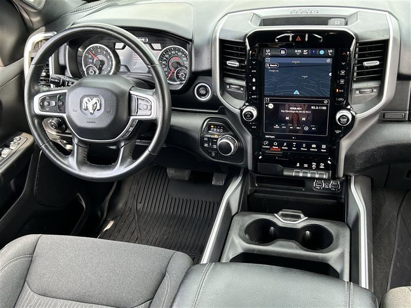 RAM 1500 Big Horn Crew Cab SWB 4WD 2023