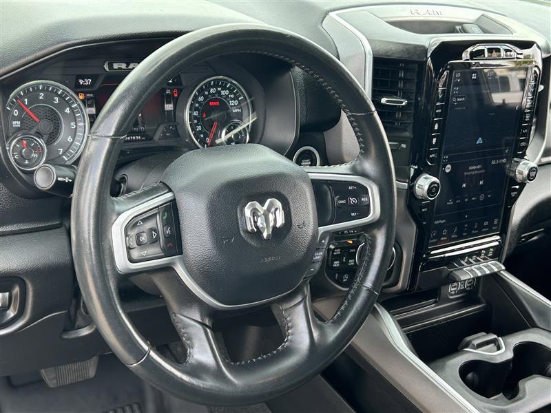 RAM 1500 Big Horn Crew Cab SWB 4WD 2023