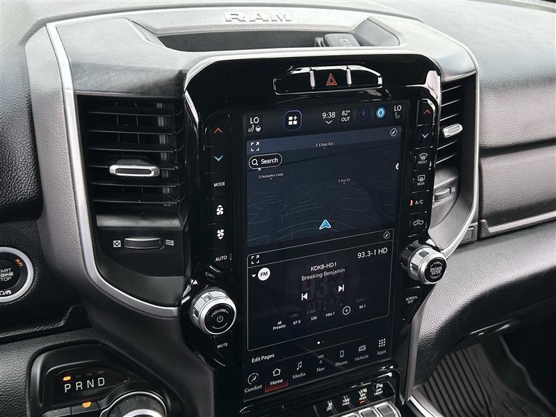 RAM 1500 Big Horn Crew Cab SWB 4WD 2023