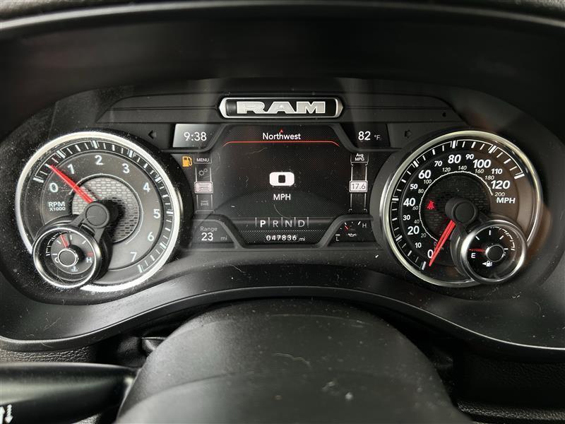 RAM 1500 Big Horn Crew Cab SWB 4WD 2023