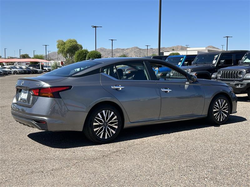 Nissan Altima 2.5 SV 2023