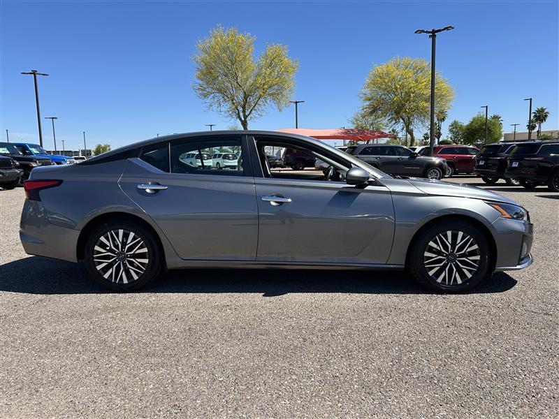 Nissan Altima 2.5 SV 2023