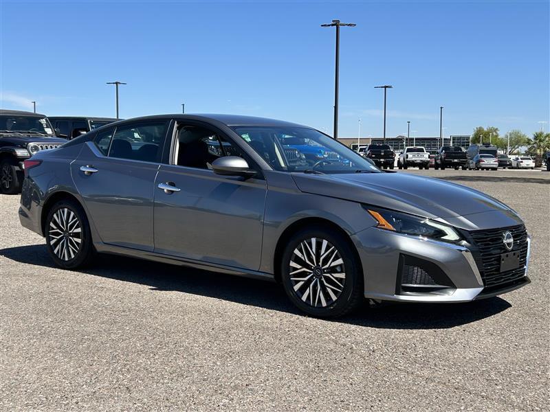 Nissan Altima 2.5 SV 2023