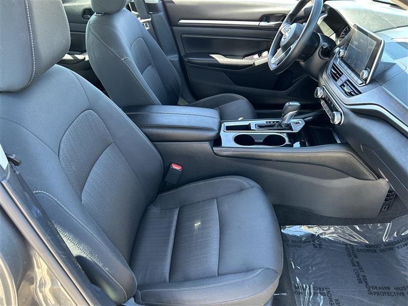 Nissan Altima 2.5 SV 2023