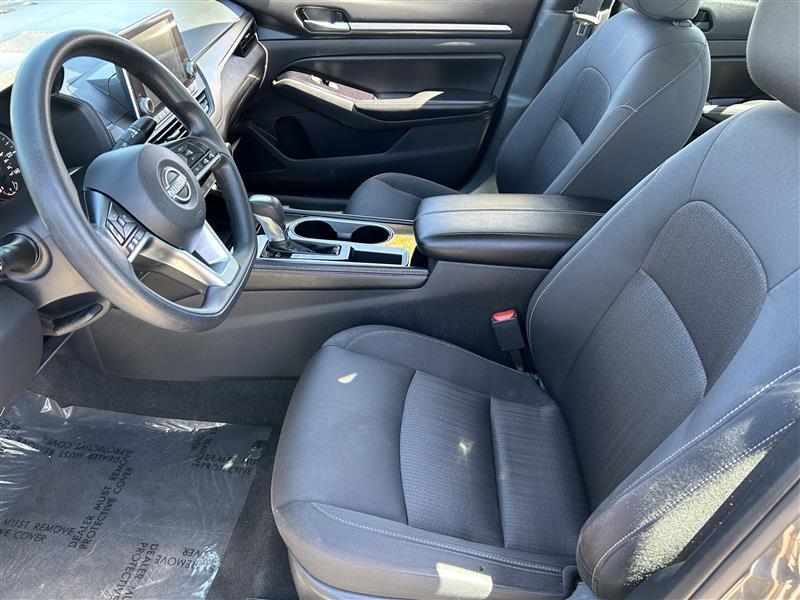 Nissan Altima 2.5 SV 2023