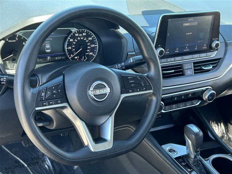 Nissan Altima 2.5 SV 2023