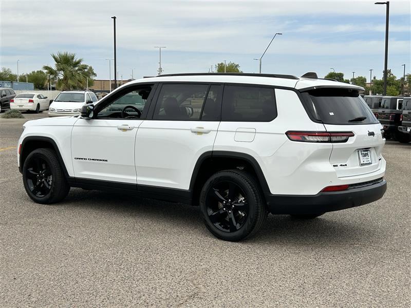 Jeep Grand Cherokee L Limited 4WD 2023
