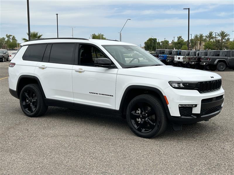 Jeep Grand Cherokee L Limited 4WD 2023