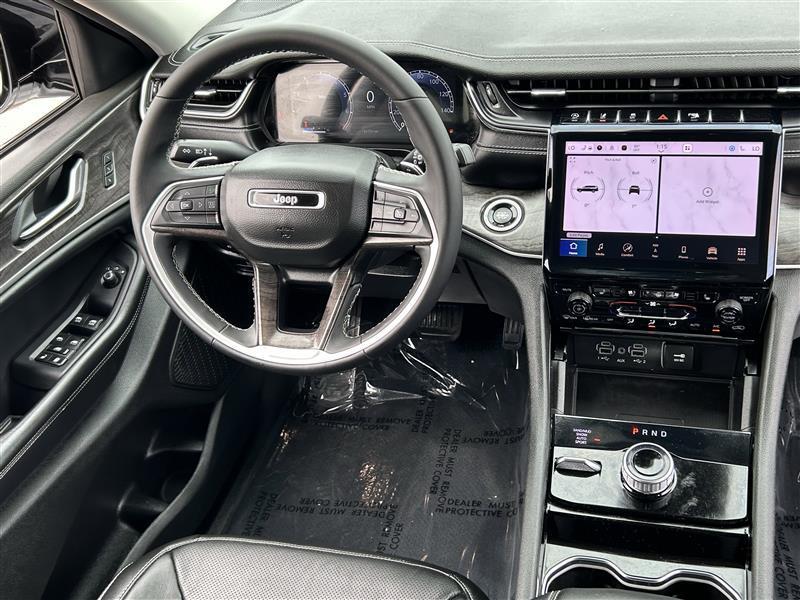 Jeep Grand Cherokee L Limited 4WD 2023