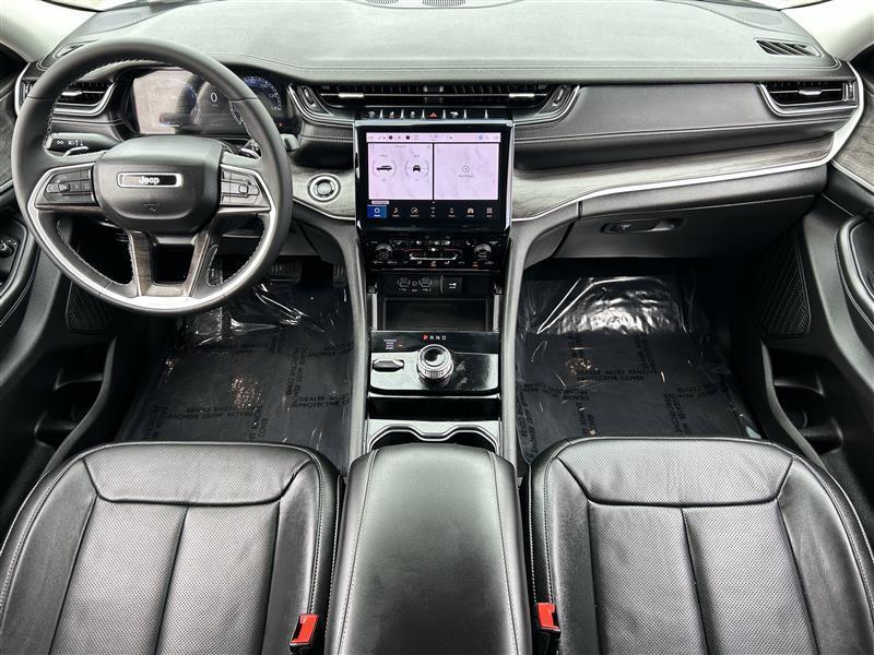 Jeep Grand Cherokee L Limited 4WD 2023